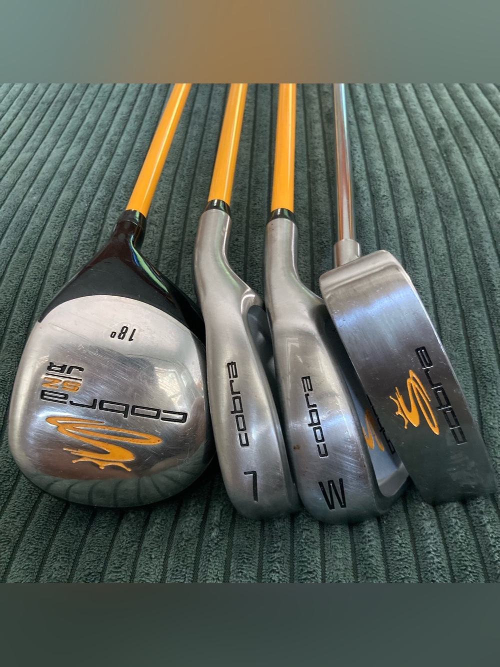 Cobra Junior Right Handed RH Golf Clubs Driver 7 Iron Wedge Putter Youth
